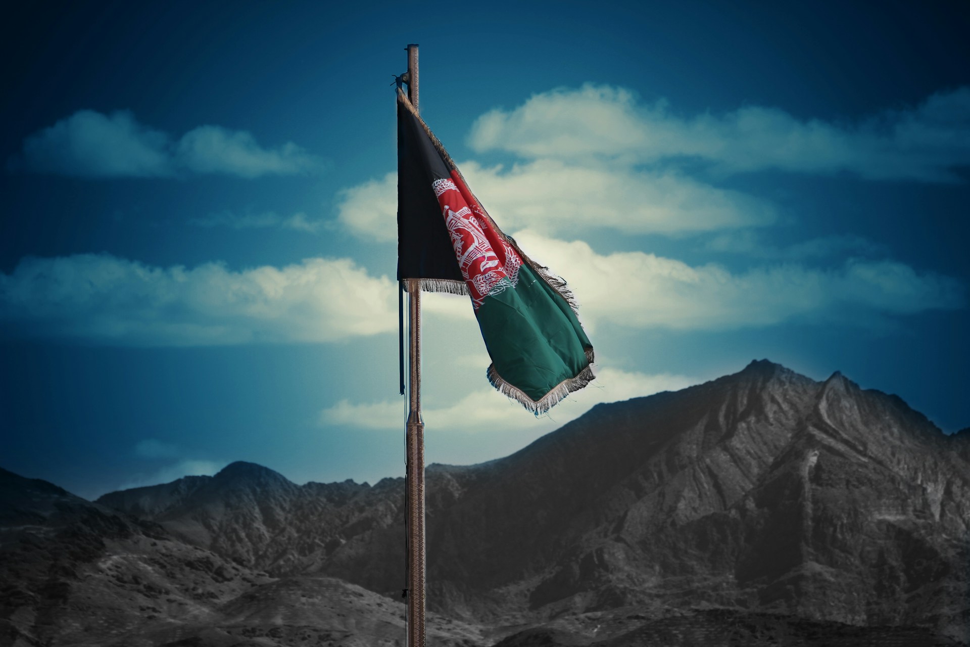 Det afghanske flagget i Kabul i Afghanistan