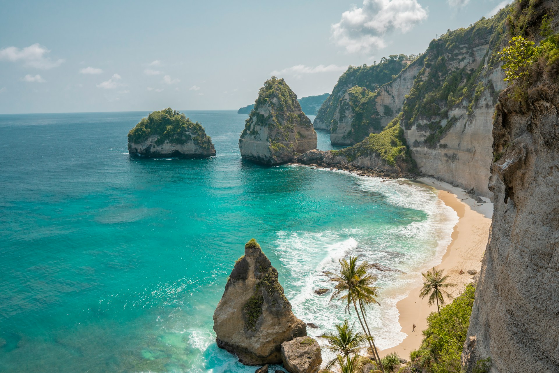 Guide: Å leie privat sjåfør på Bali Strand ved Nusa Penida på Bali.