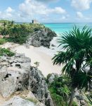 Strand ved Tulum i Mexico