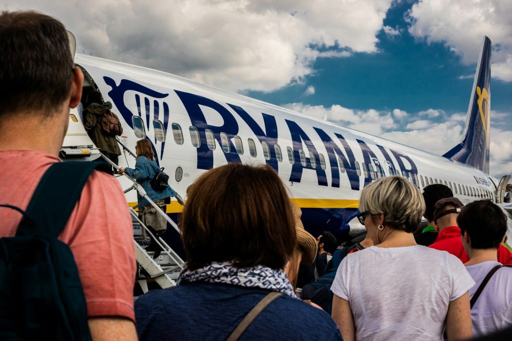 Ryanair bagasjeregler i 2025: komplett guide for norske reisende
